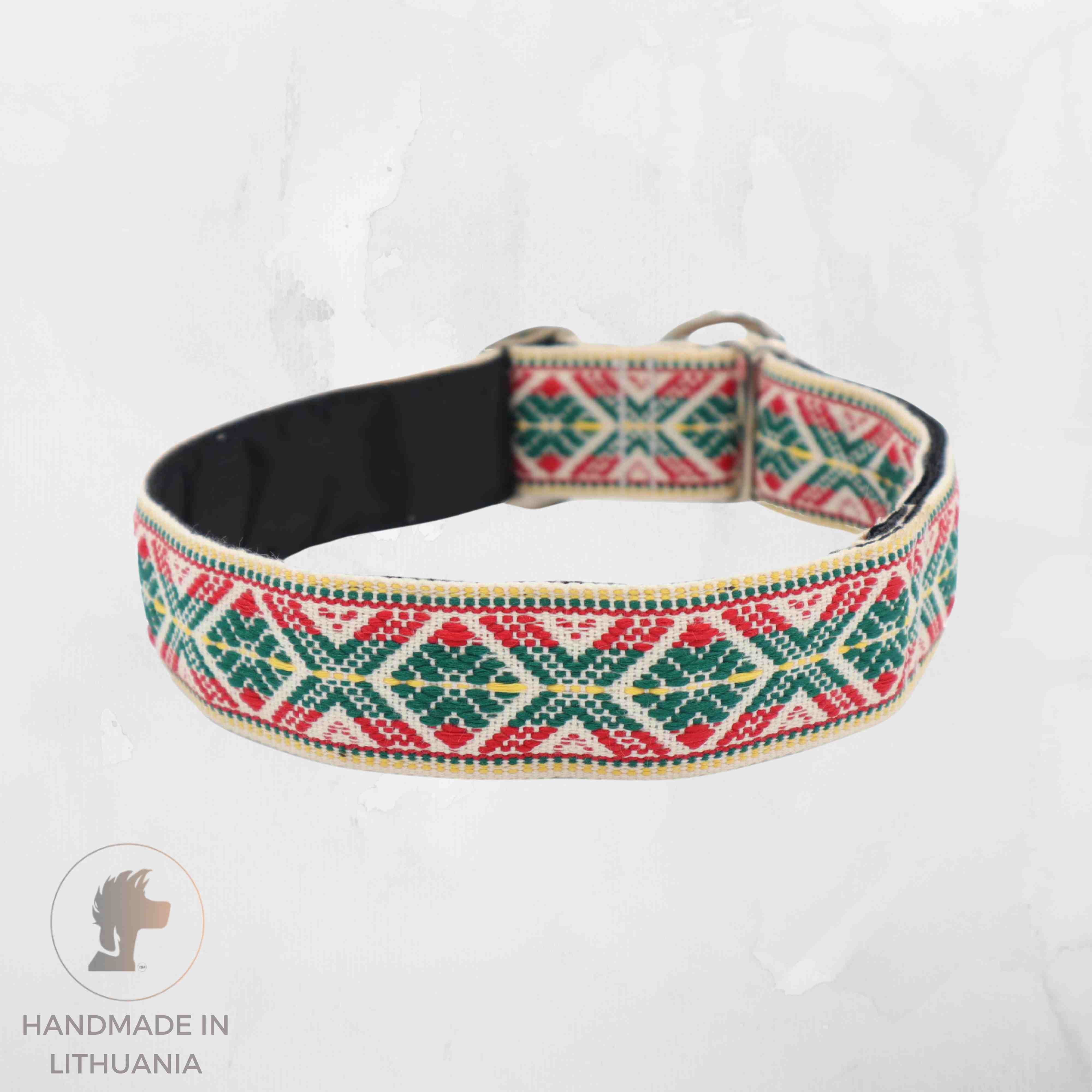 Handmade dog collar with Lithuania flag colours by Distinguish Me 