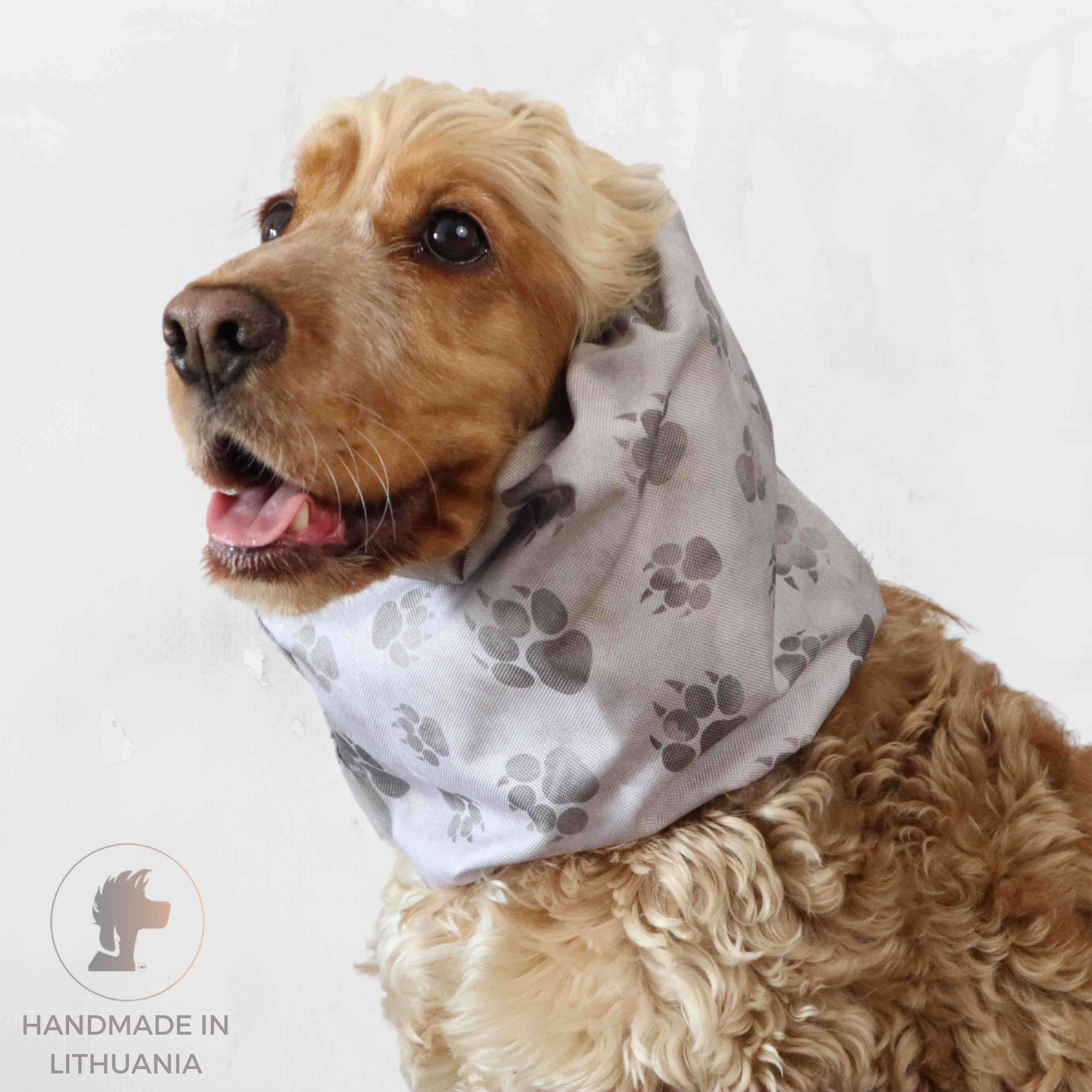 Snood for dog with hunter paws by Distinguish me