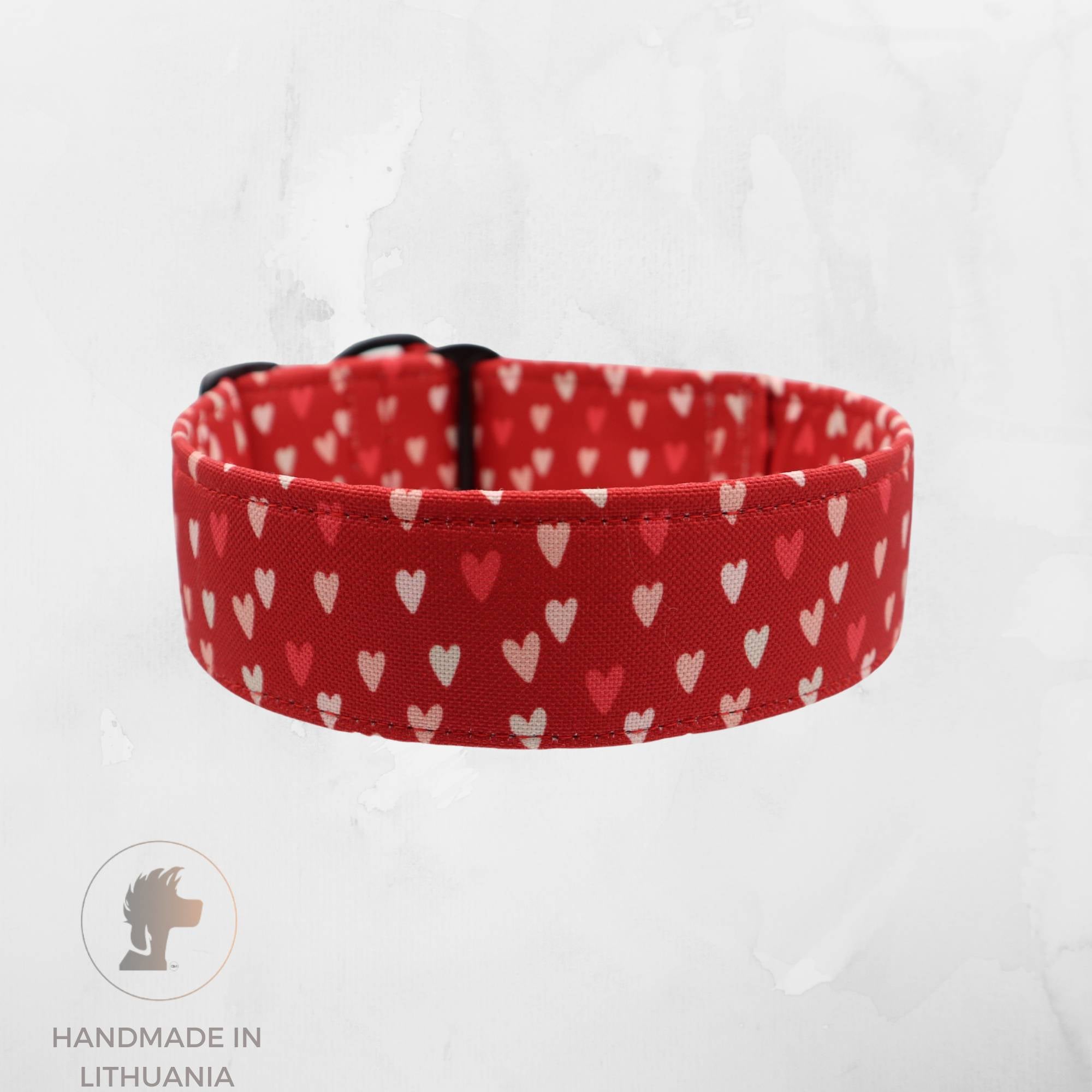 Dog collar with hearts print for Valentines day Distinguish me